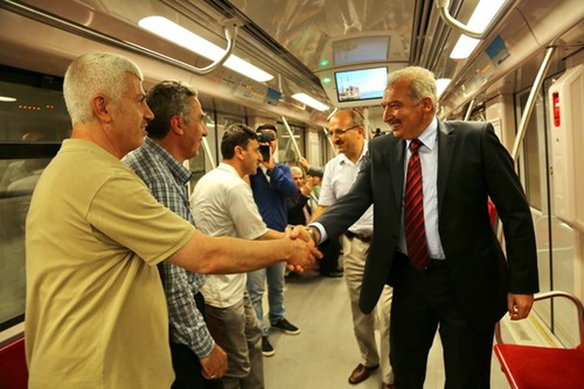 Başakşehir Metroya Kavuştu