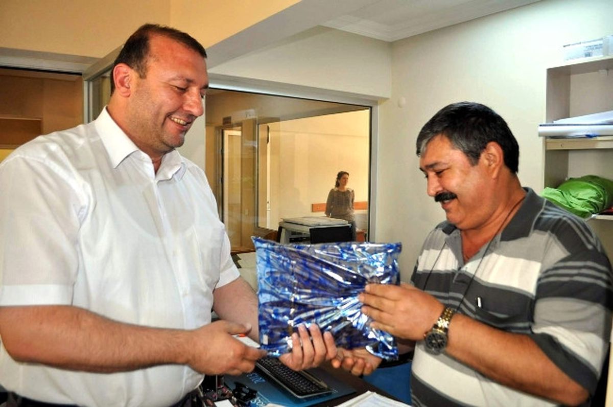 Başkandan Personeline 'Babalar Günü' Sürprizi