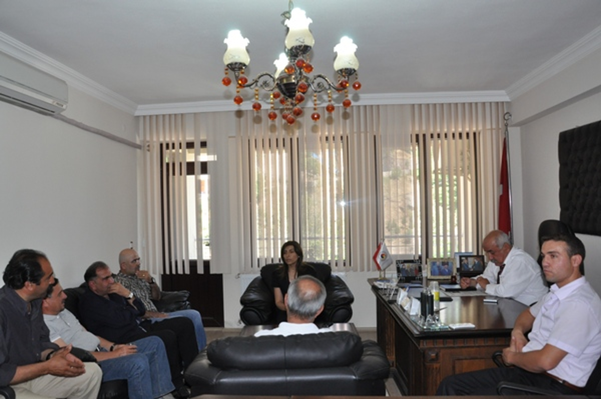 Belediye Başkanı Şahin, Ticaret ve Sanayi Odasını Ziyaret Etti