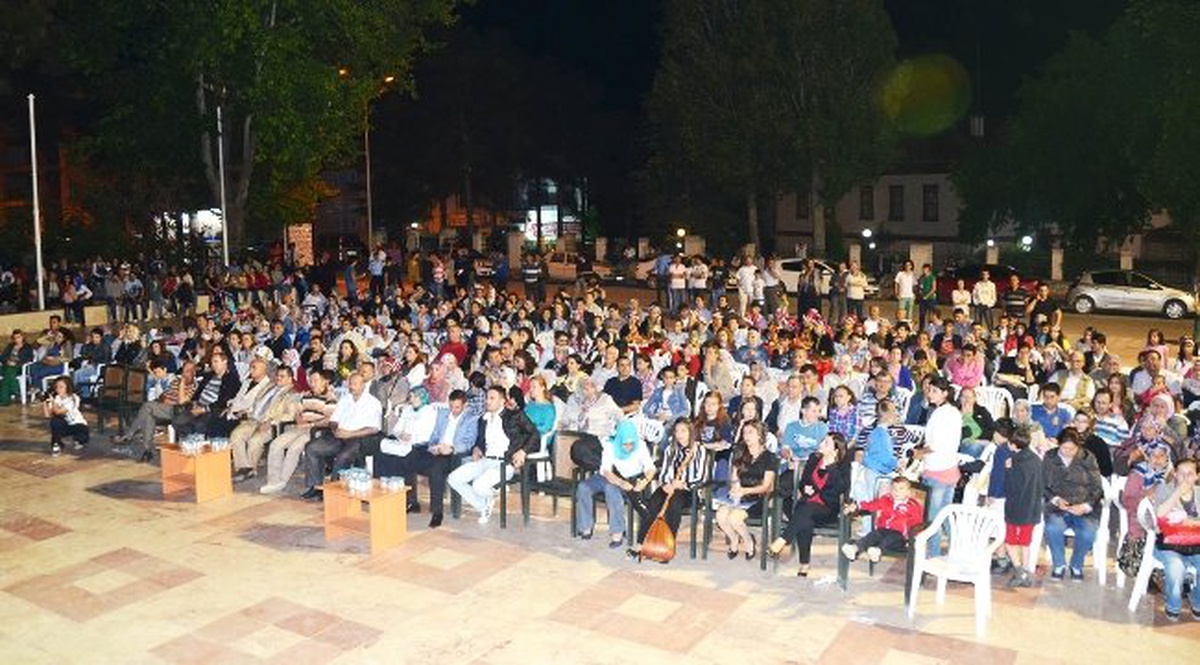 Bilecik Belediyesi\'nden Müzik Şöleni ve Sertifika Töreni