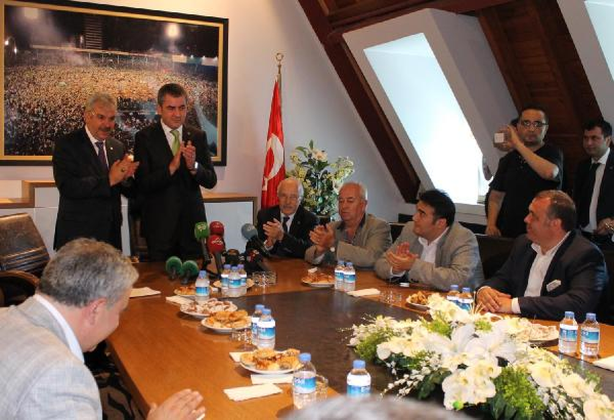 Bursaspor\'da Körüstan Başkanlık Koltuğunda