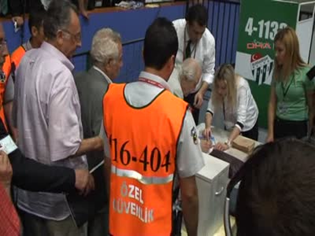 Bursaspor\'un Yeni Başkanı Erkan Körüstan Oldu