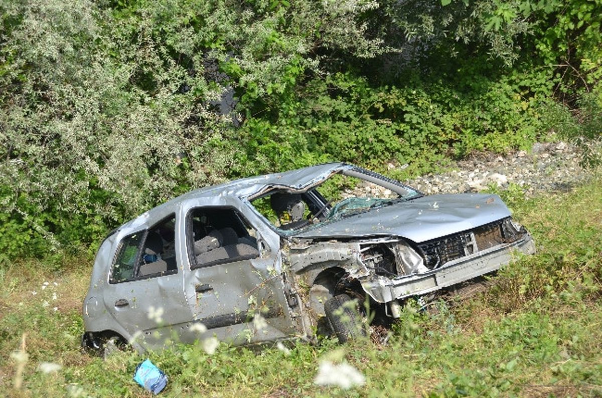 Çorum\'da Irmağa Uçan Otomobil (2)