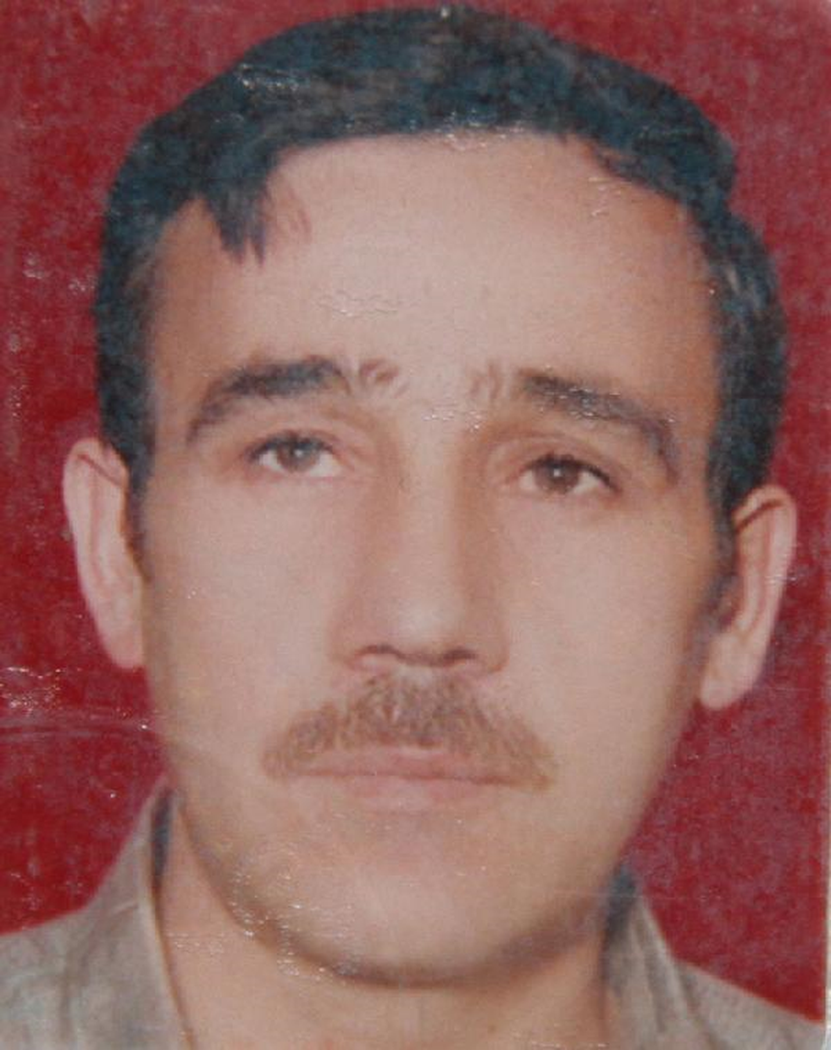 Define Kazısında Kuyuya Düşüp Öldü