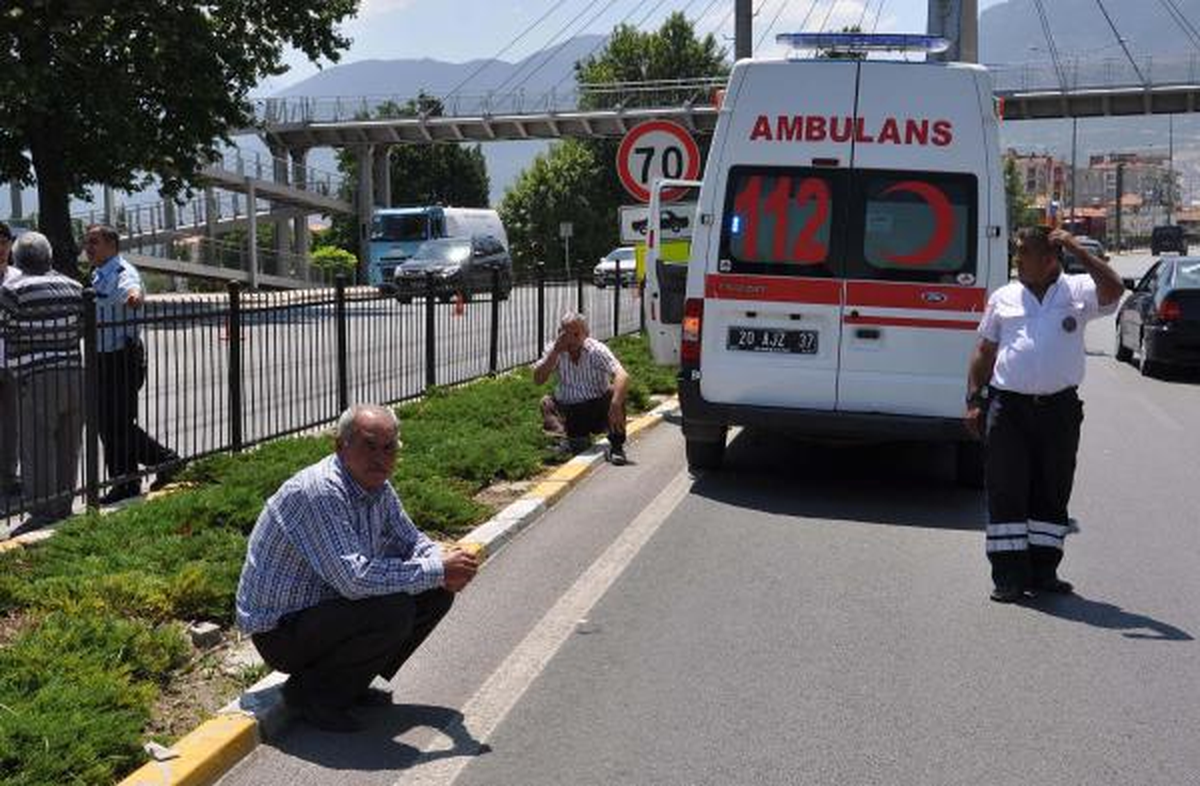 Denizli'de Zincirleme Kaza: 4 Yaralı