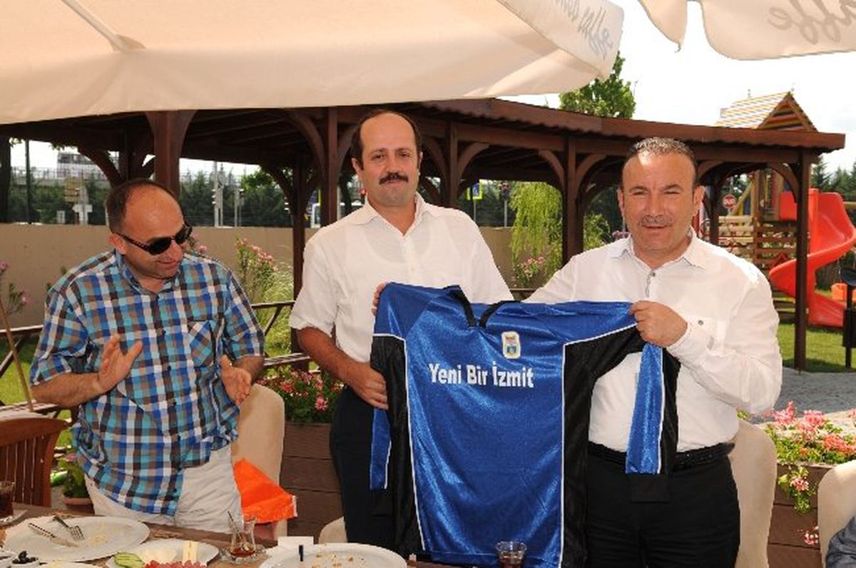 Doğan\'dan Şampiyona Kutlama