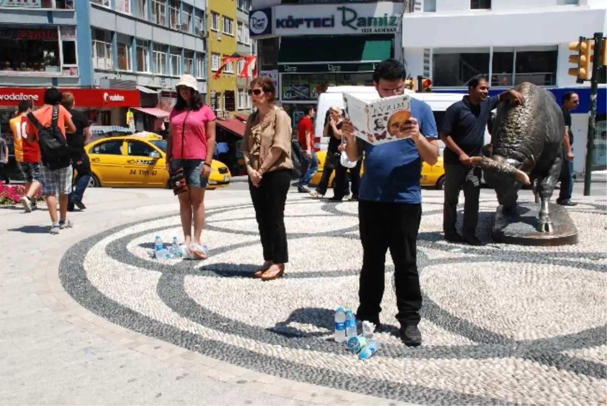 Duran Adamlar Kadıköy'de