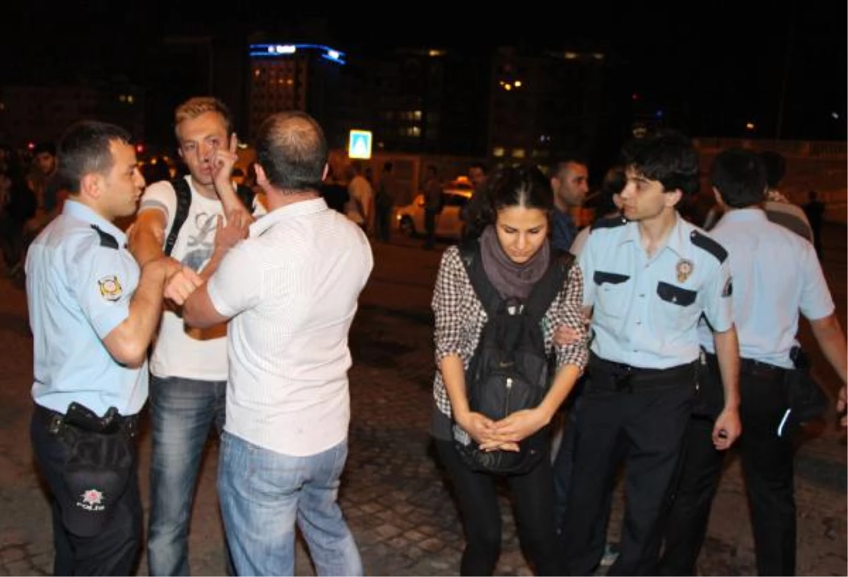 Duranlara Polis Gözaltısı