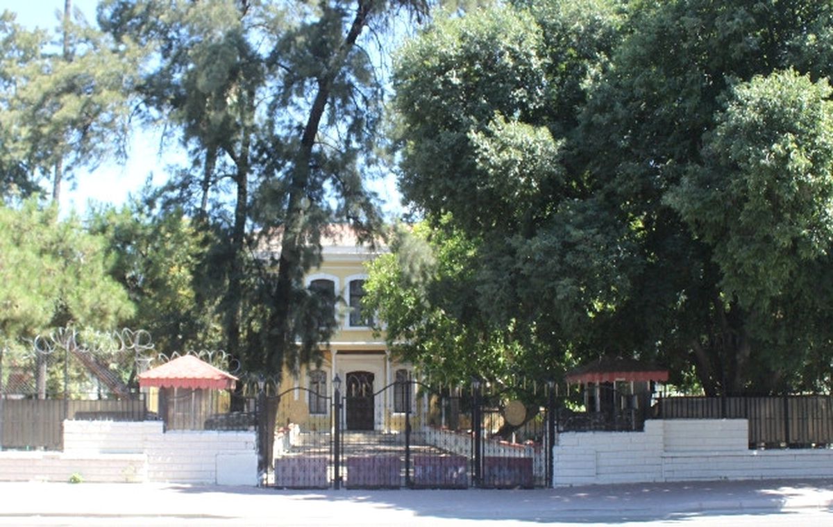 Eski Adana Orduevi Park Oluyor