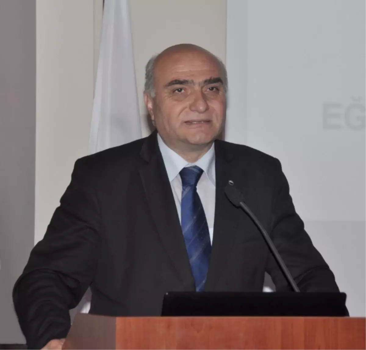 Esogü'de 'Eğitim Yönetiminde Sorunlar ve Gelecek' Konulu Etkinlik