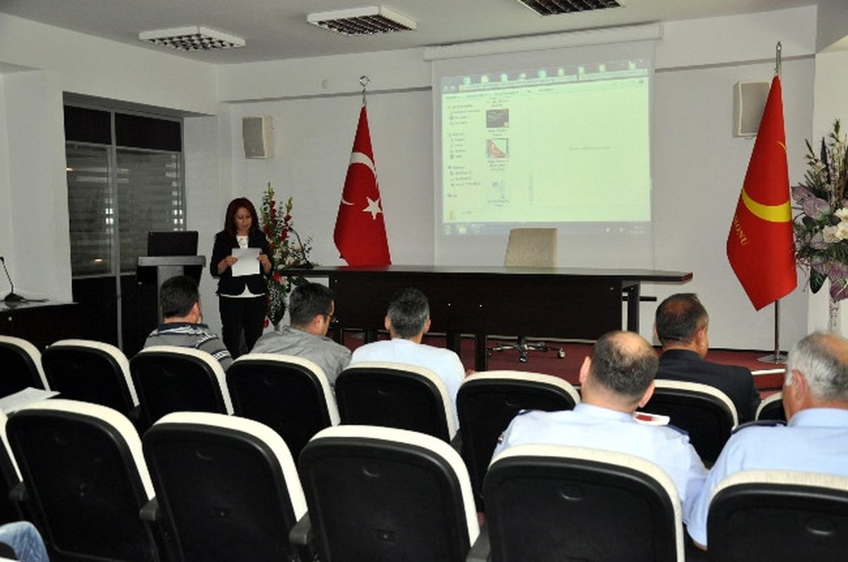 Ev ve Süs Hayvanı Satışı Yapanlara Eğitim Verildi