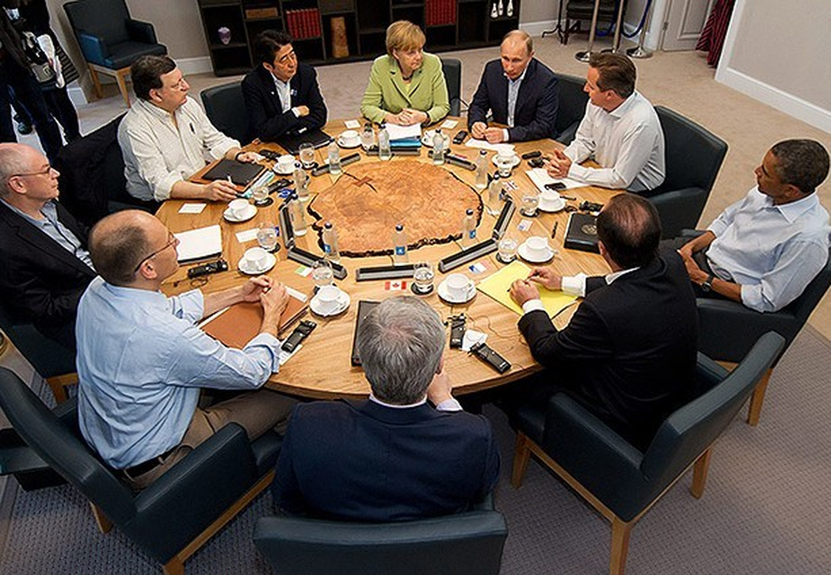 G8 Zirvesi, Kuzey İrlanda'da Devam Ediyor