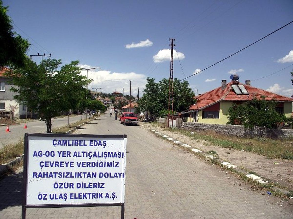 Gemerek\'te Elektrik Alt Yapı Çalışmaları