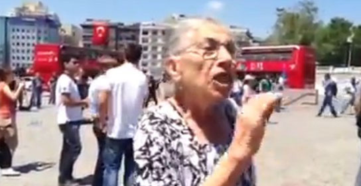 Gezi Olaylarına Tepki Gösteren CHP'li Teyze