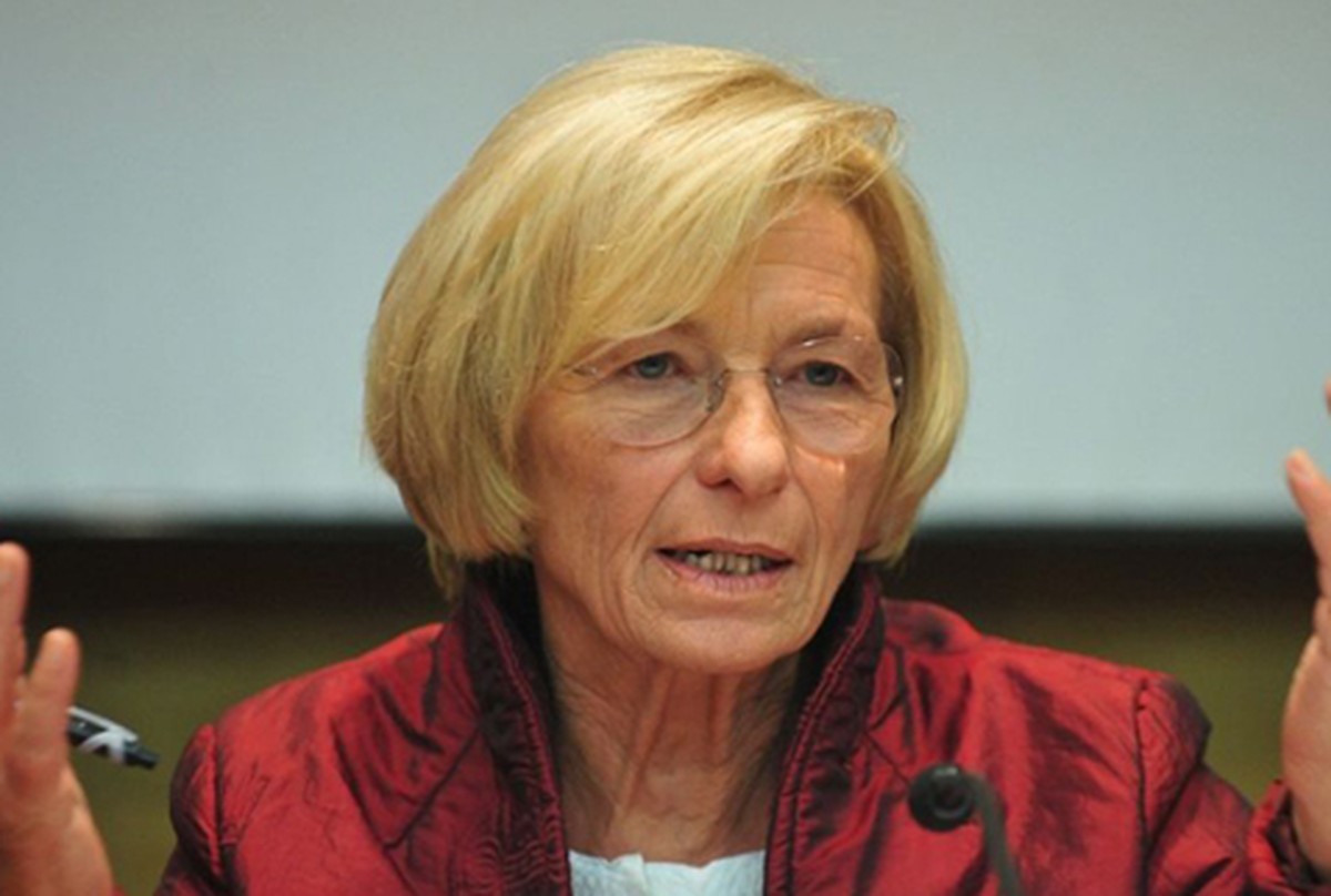 İtalya Dışişleri Bakanı Bonino, Sırbistan\'da