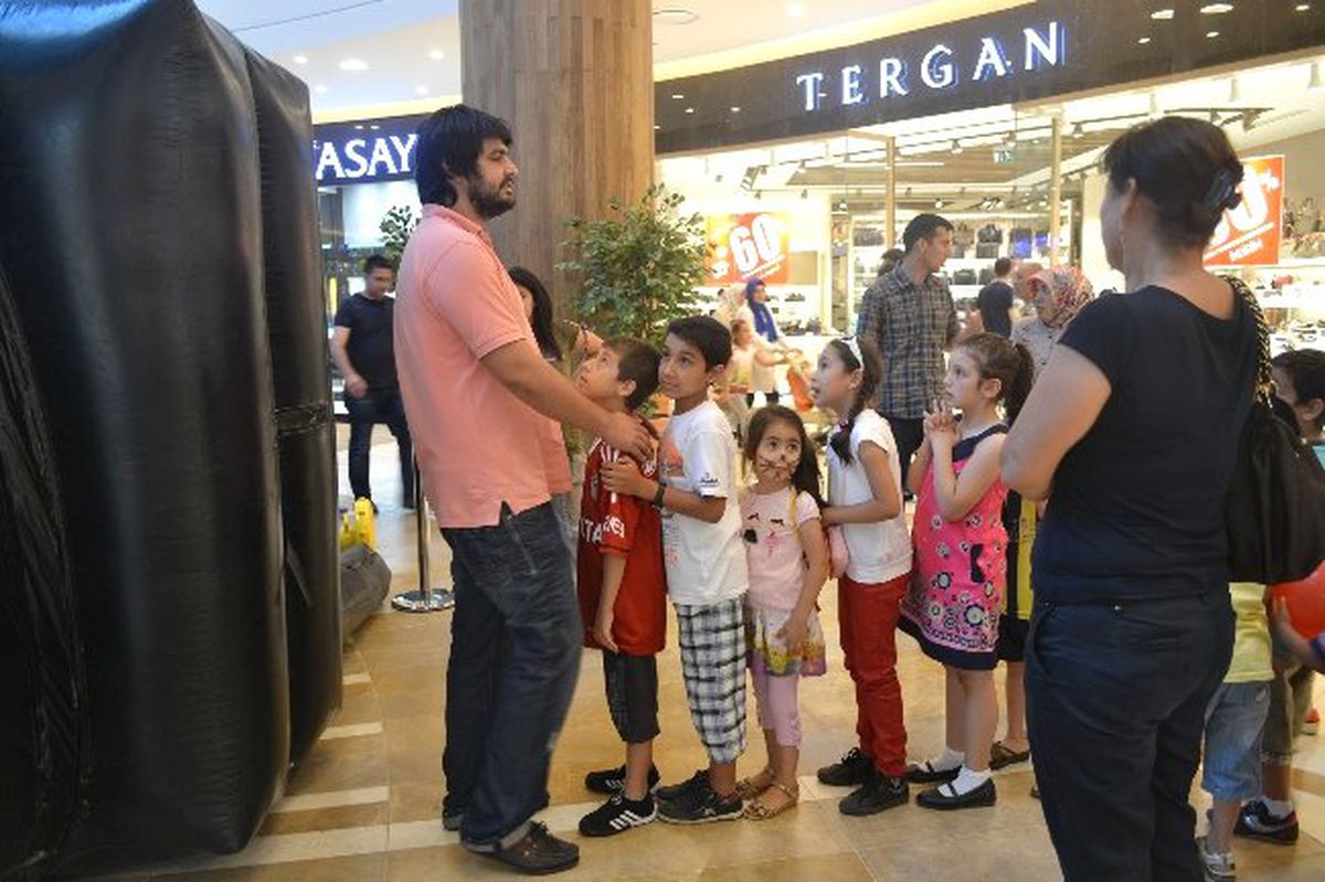 Keşif Küresiyle Dinozorları Keşfettiler