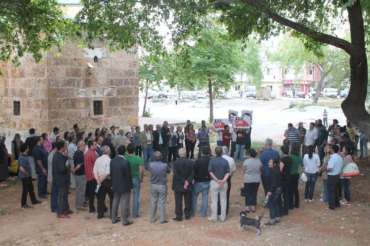 Kırşehir\'de Taksim Protestosu