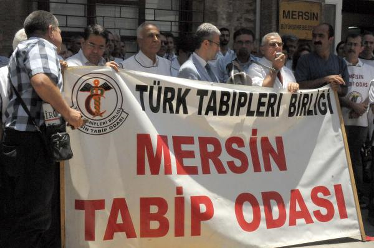 Mersin\'den Doktor Gözaltılarına Tepki