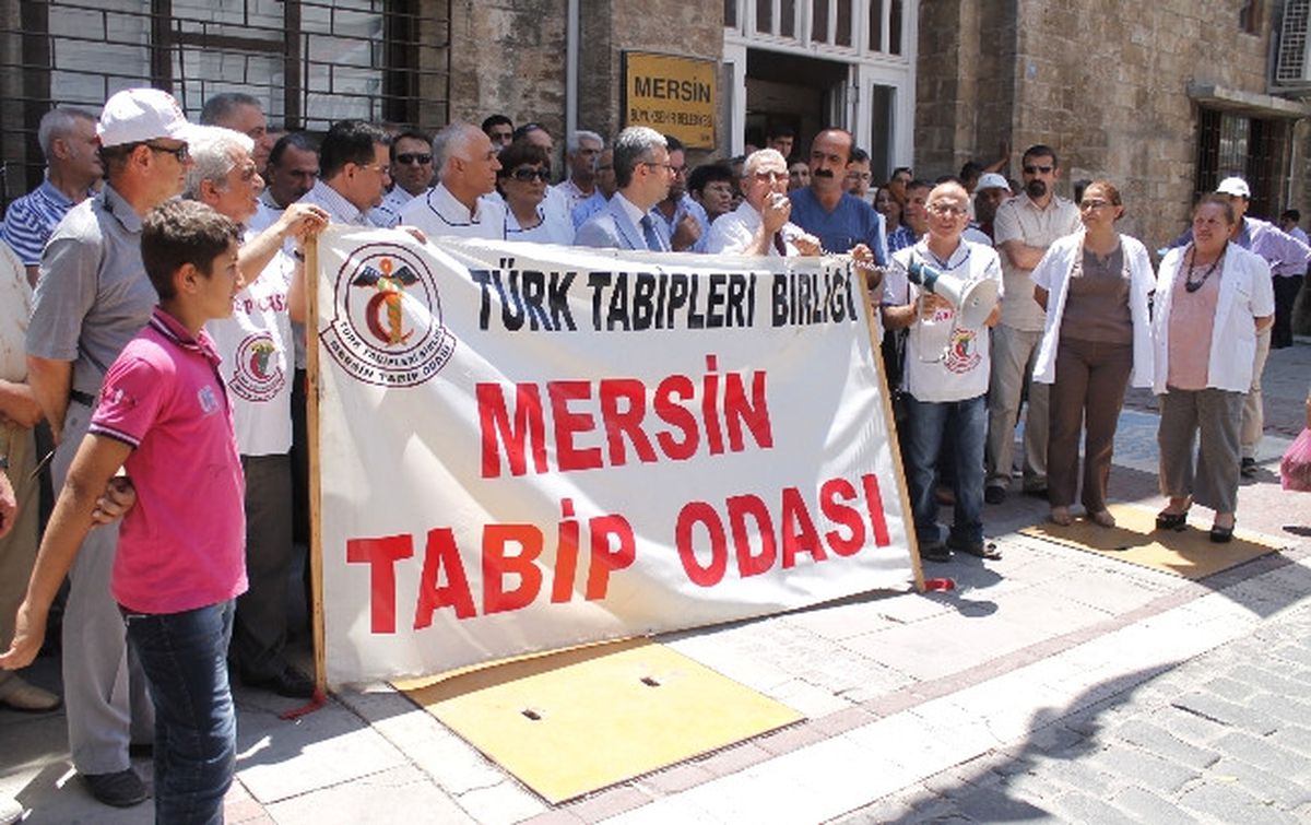 Mersin Tabip Odası Üyelerinden Basın Açıklaması
