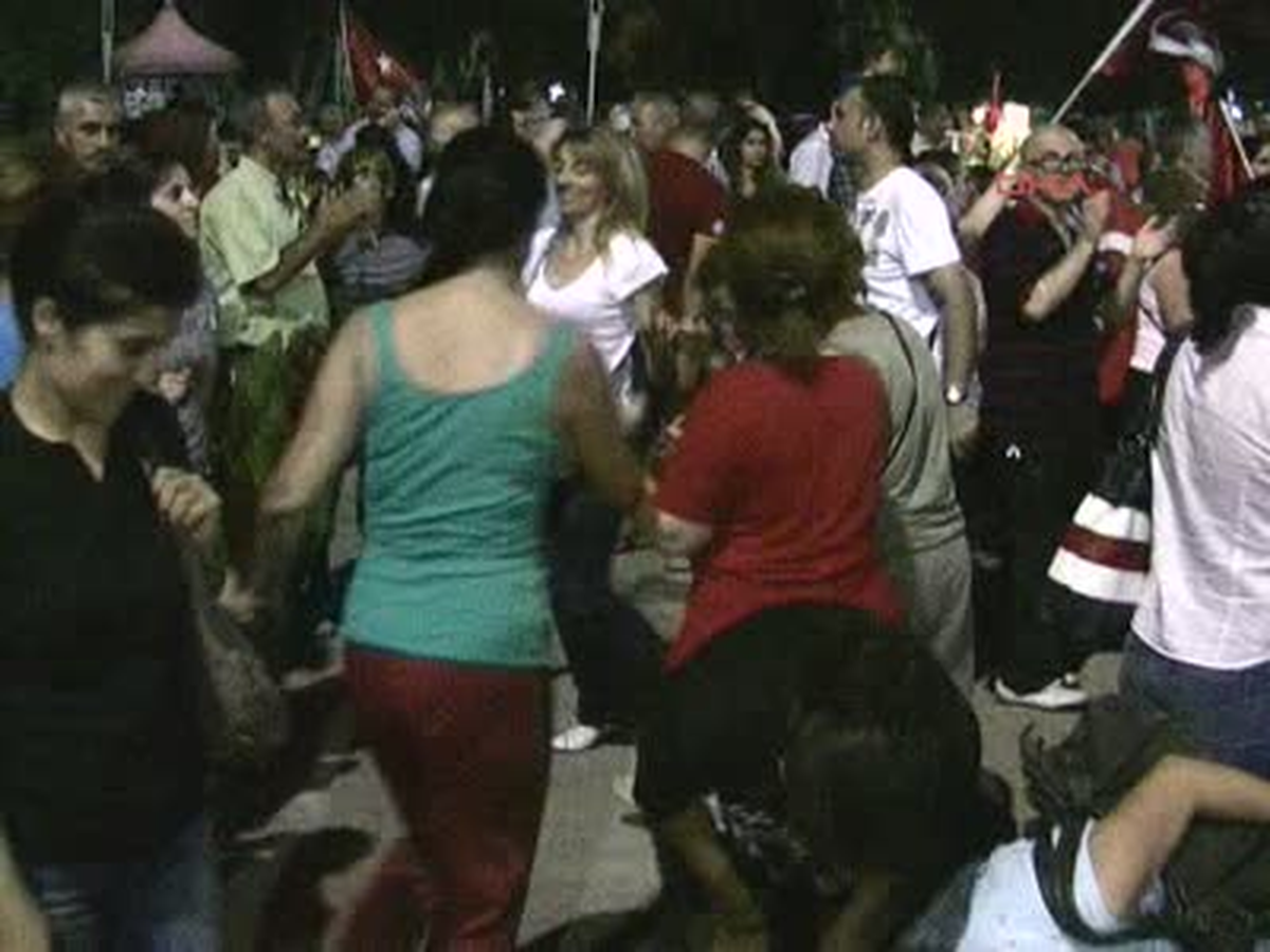 Mersinde Gezi Park\'ına Destek Sürüyor
