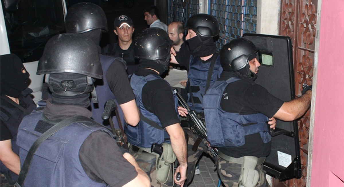 (Özel) - İstanbul\'da 24 İlçede Operasyon: 57 Gözaltı