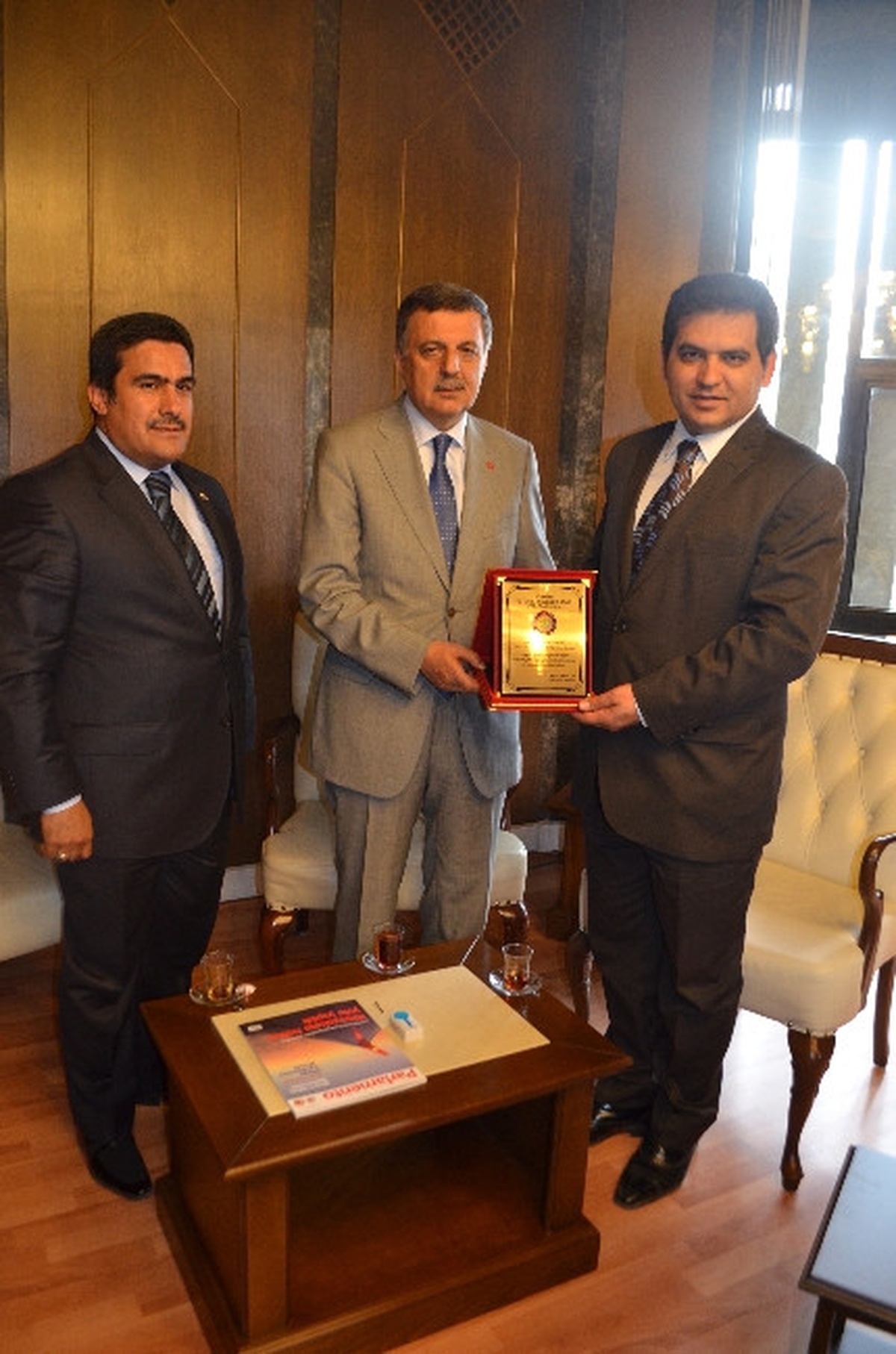 Pakdil, İşitme Engelliler Spor Federasyonu Yönetimini Kabul Etti