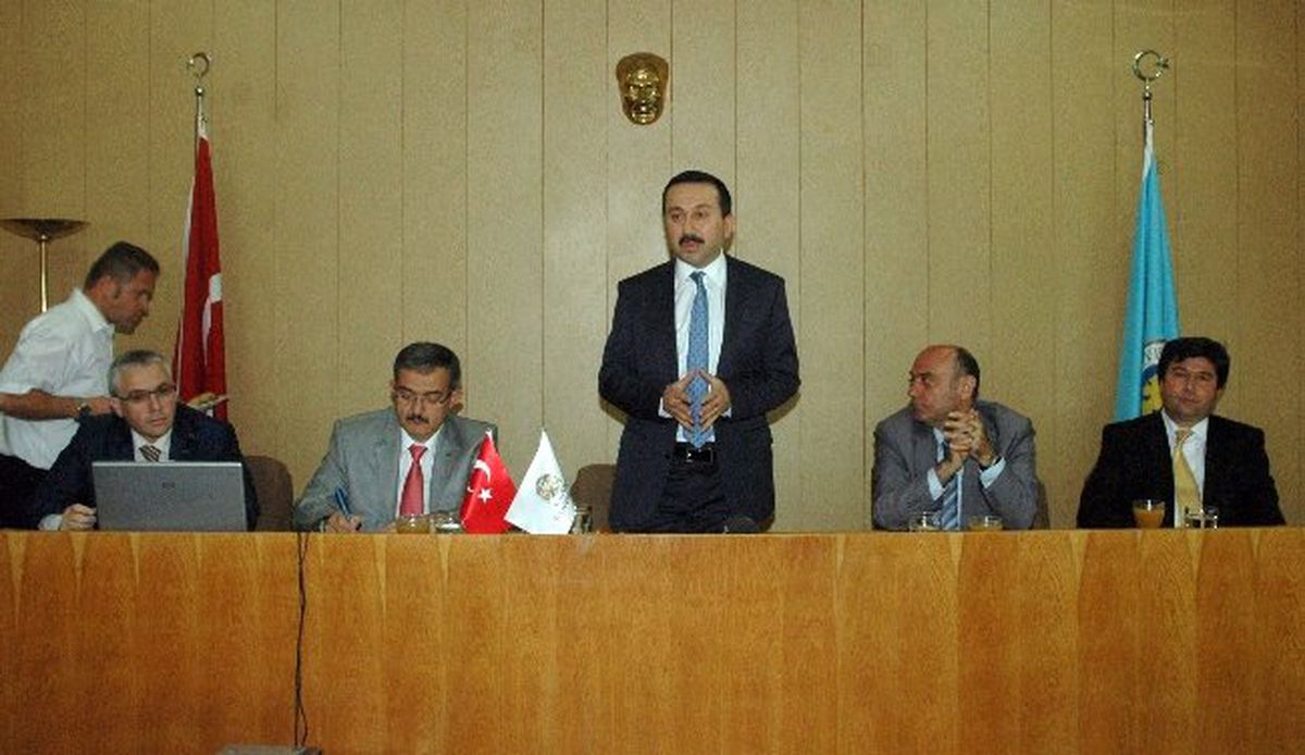 'Lisansüstü Öğrenci Sayısını Artırmalıyız'