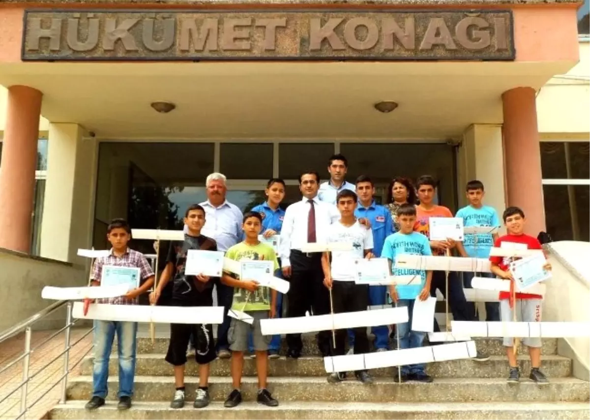 Sarıgöl\'de Genç Kanatların Mutlu Günü