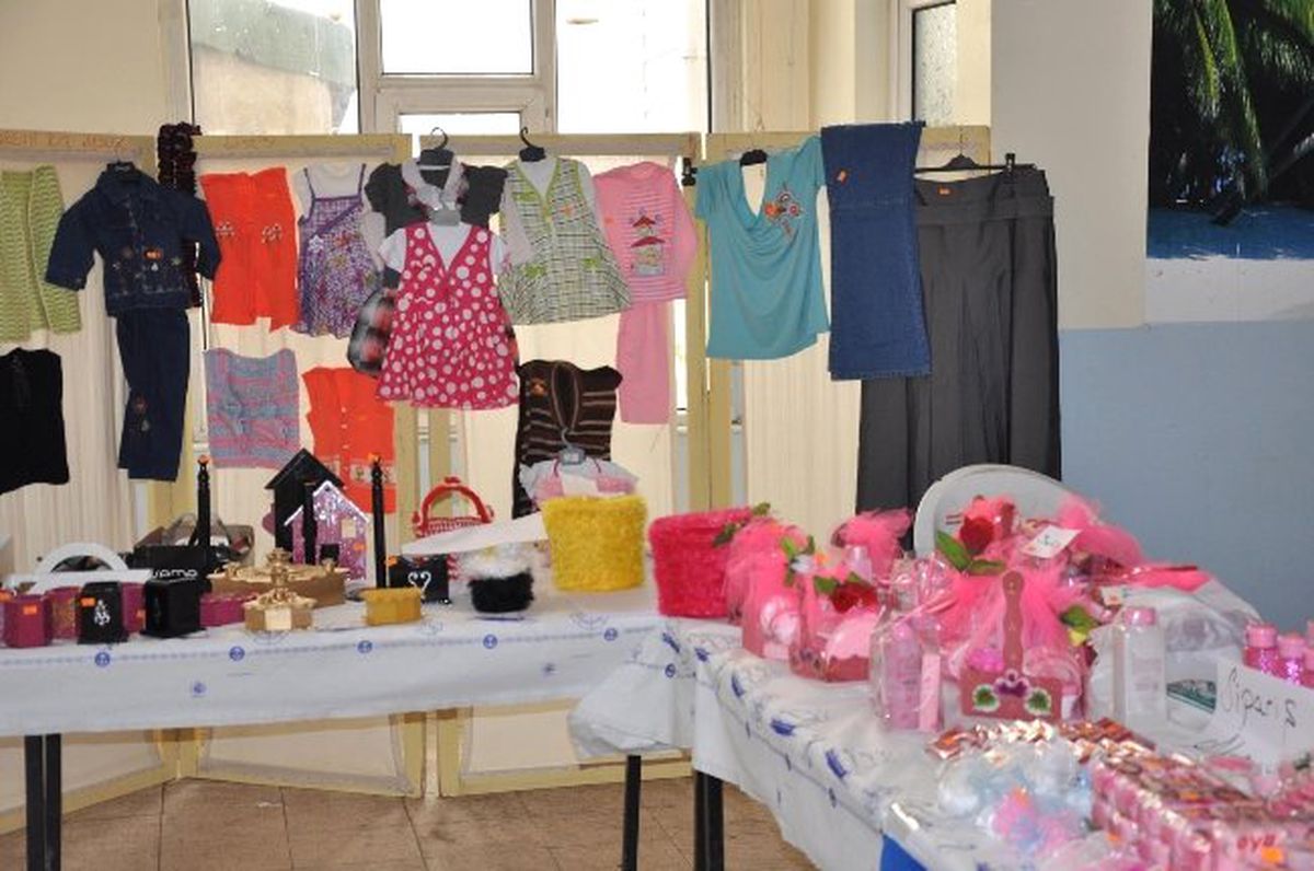 Sorgun\'da Muhtaç Öğrenciler Yararına Kermes Düzenlendi