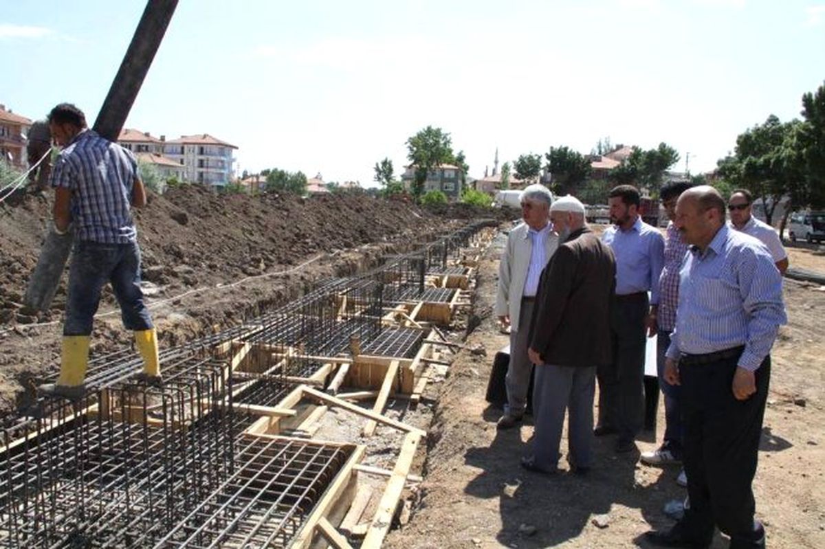 Sorgun Kapalı Sebze Hali İnşaatı Devam Ediyor