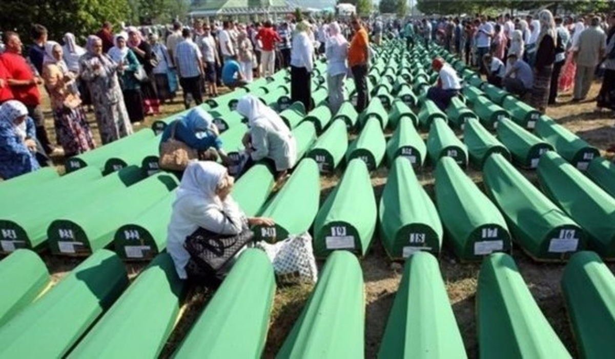 Srebrenitsa Soykırımına Karışan Bosnalı Eski Sırp Polise 24 Yıl Hapis