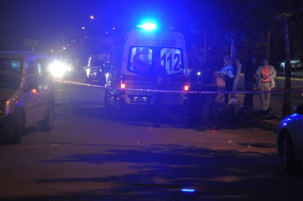 Uşak'ta Silahlı Kavga Bir Ölü 8 Yaralı