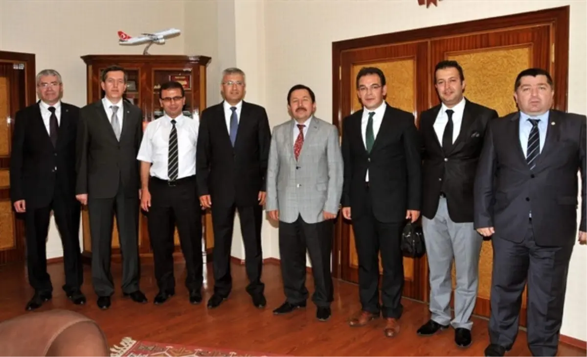 Vali Balkanlıoğlu, Başsavcı Solmaz'ı Kabul Etti