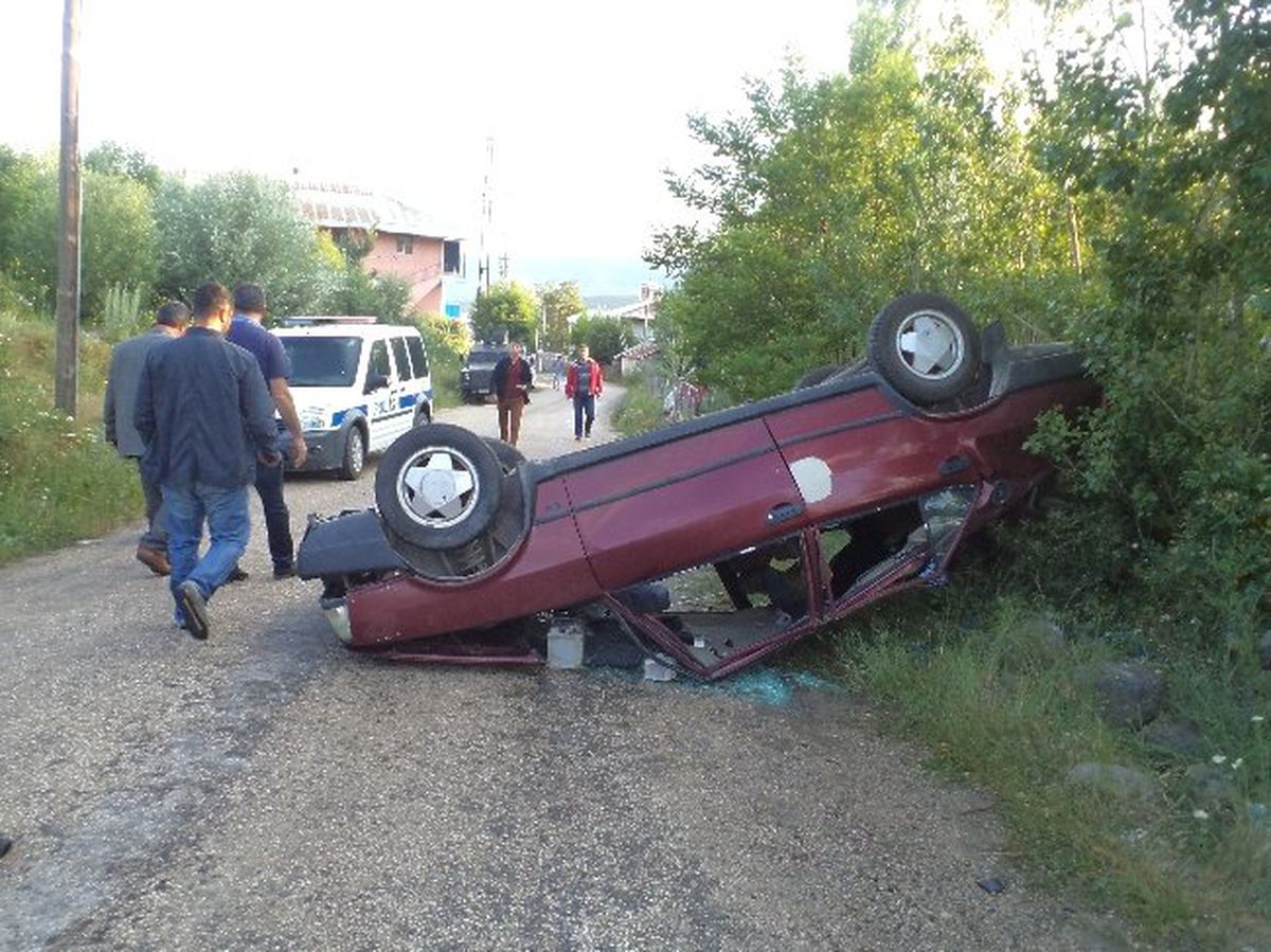 Varto'da Trafik Kazası; 2 Yaralı