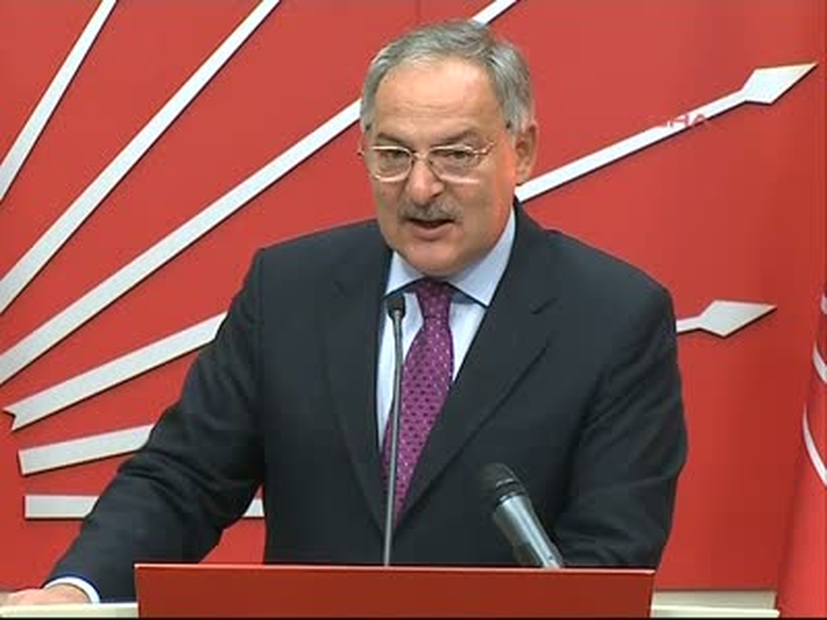 2sezgin Tanrıkulu, CHP Genel Merkezi\'nde Basın Toplantısı Düzenledi