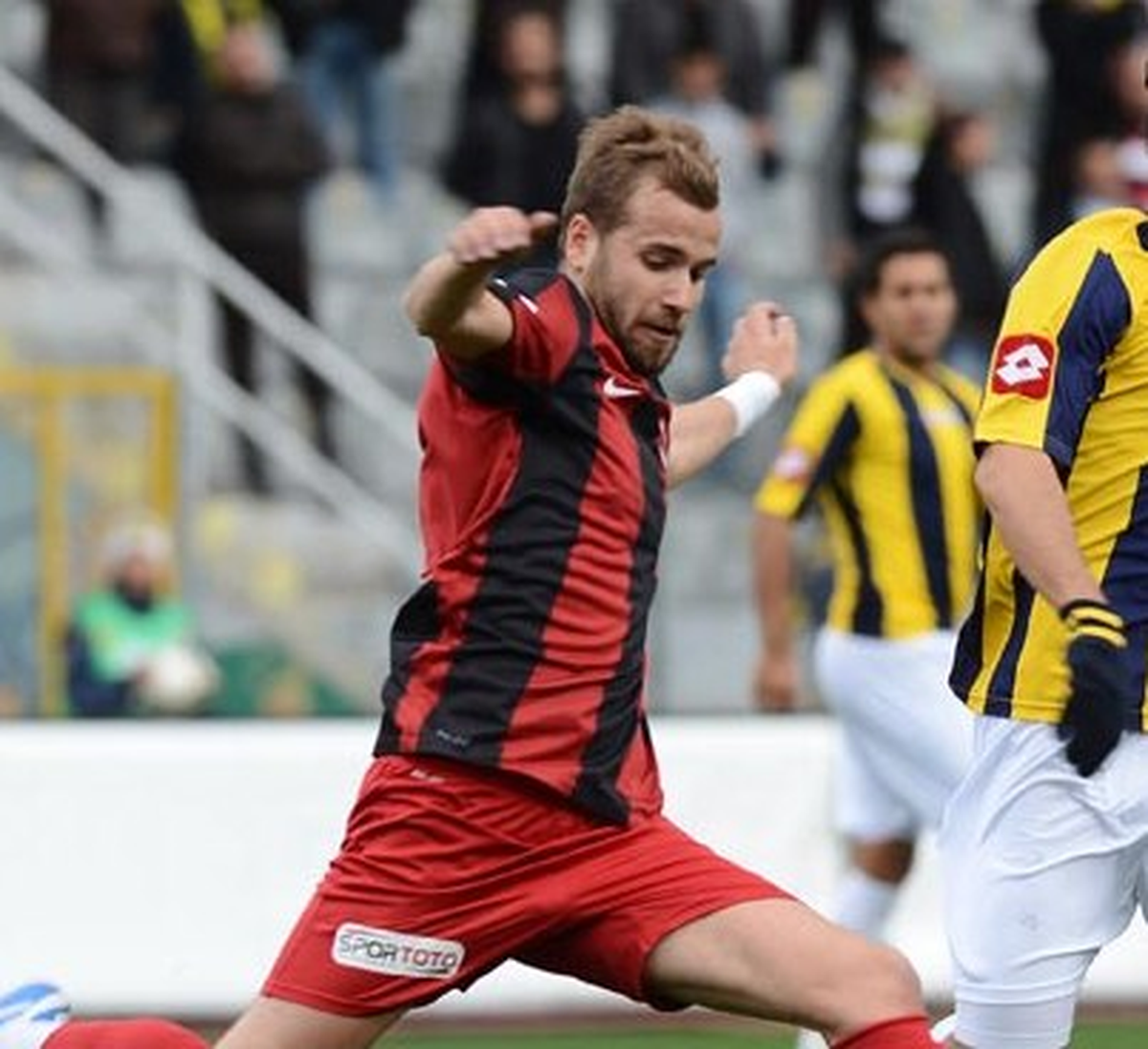 Adana Demirspor\'da Transfer