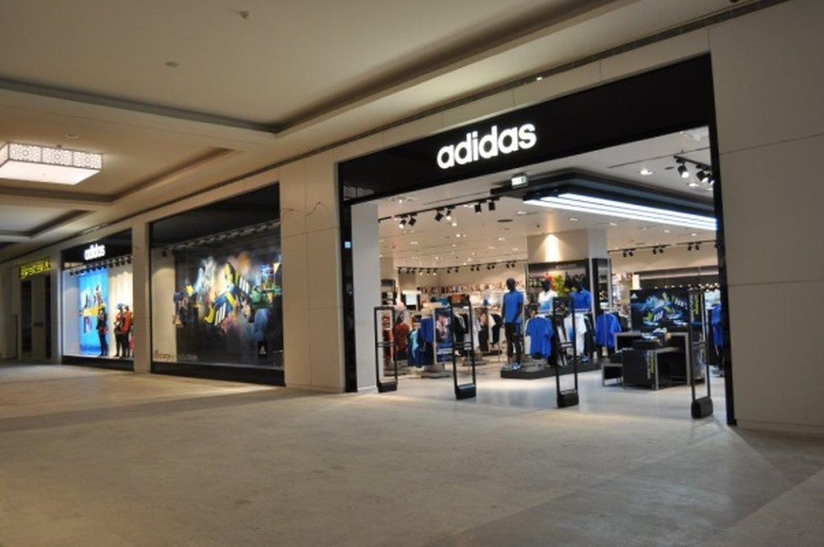 Adidas Vialand Mağazası Açıldı