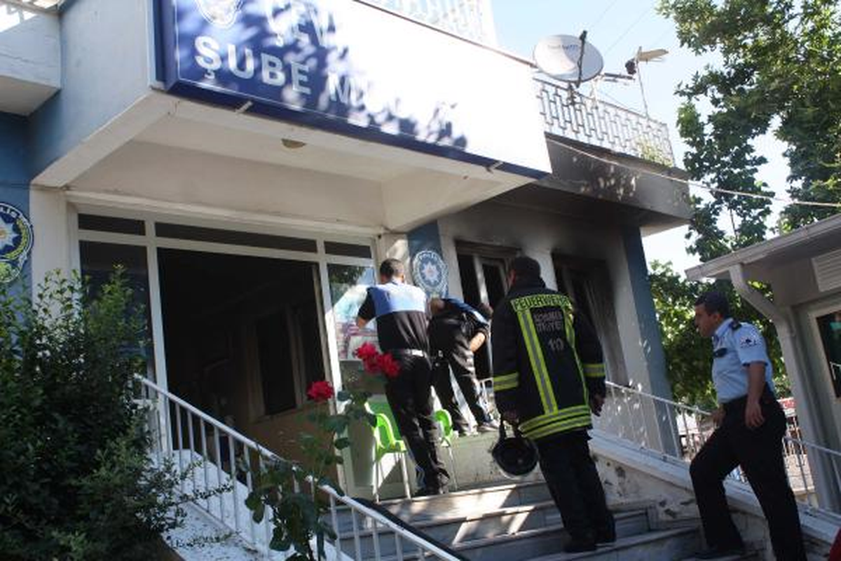 Çevik Kuvvet Binasında Yangın Paniği