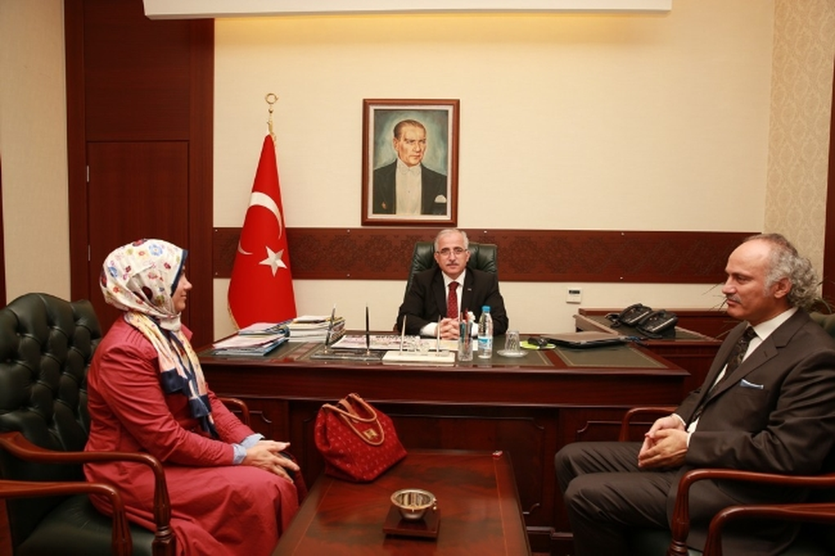 Başarılı Kadın Çiftçiden Vali Tuna\'ya Ziyaret