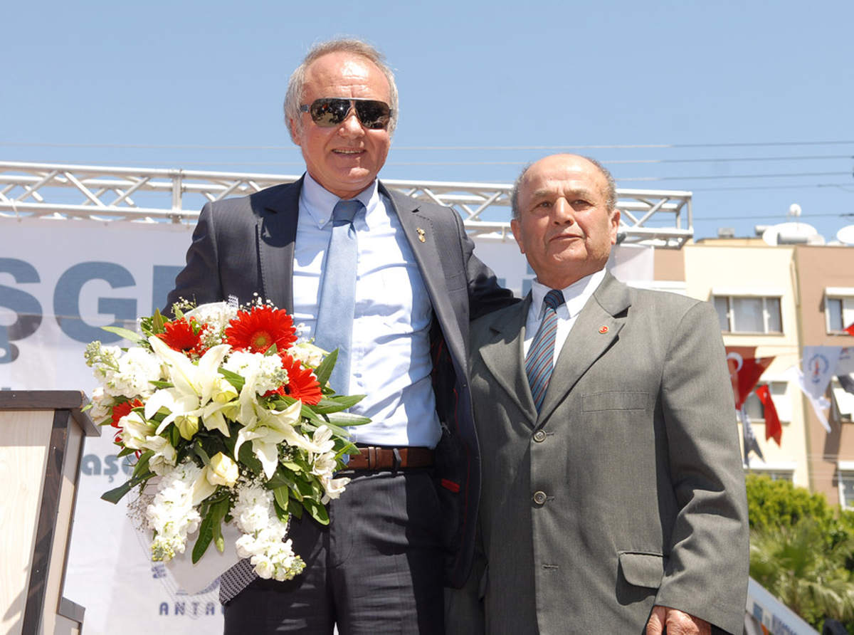 "Siz Emredin, Biz Yapalım"‏