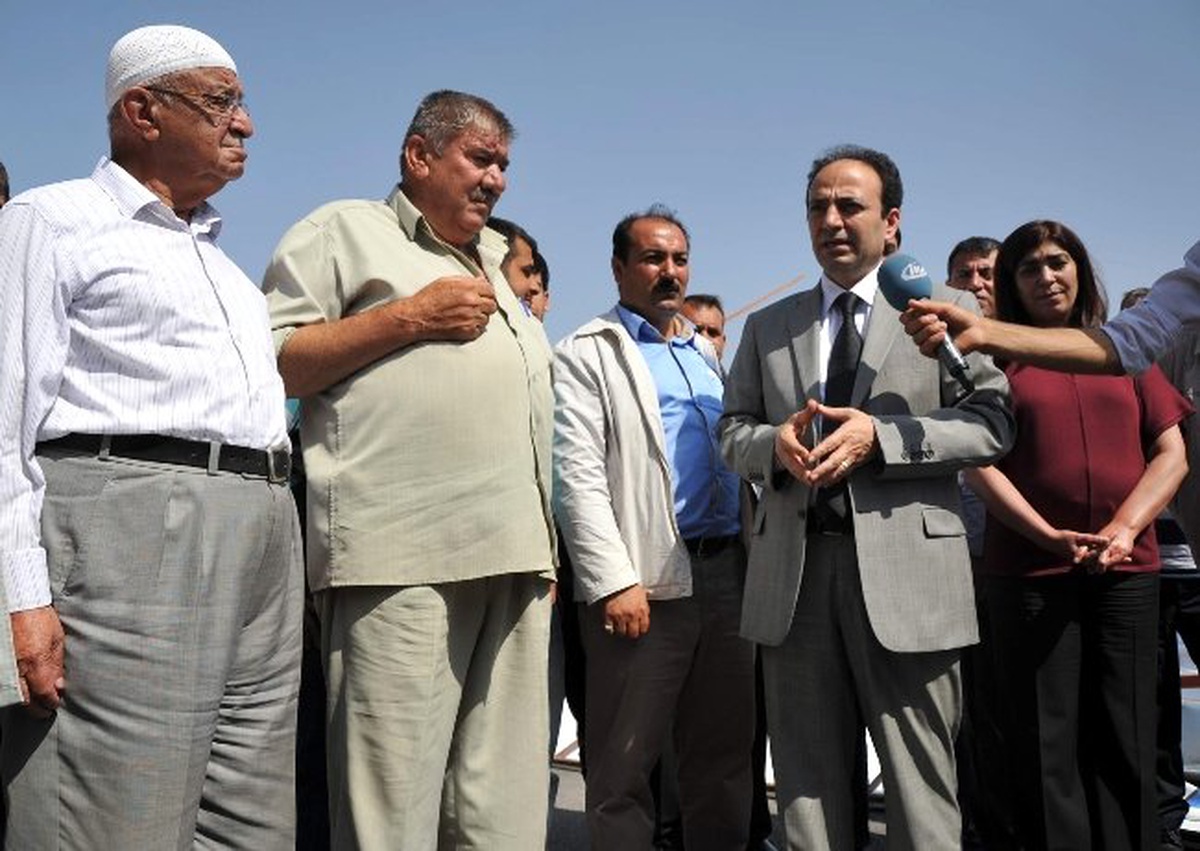 Baydemir, Hortum Faciasının Yaşandığı Yeri Ziyaret Etti
