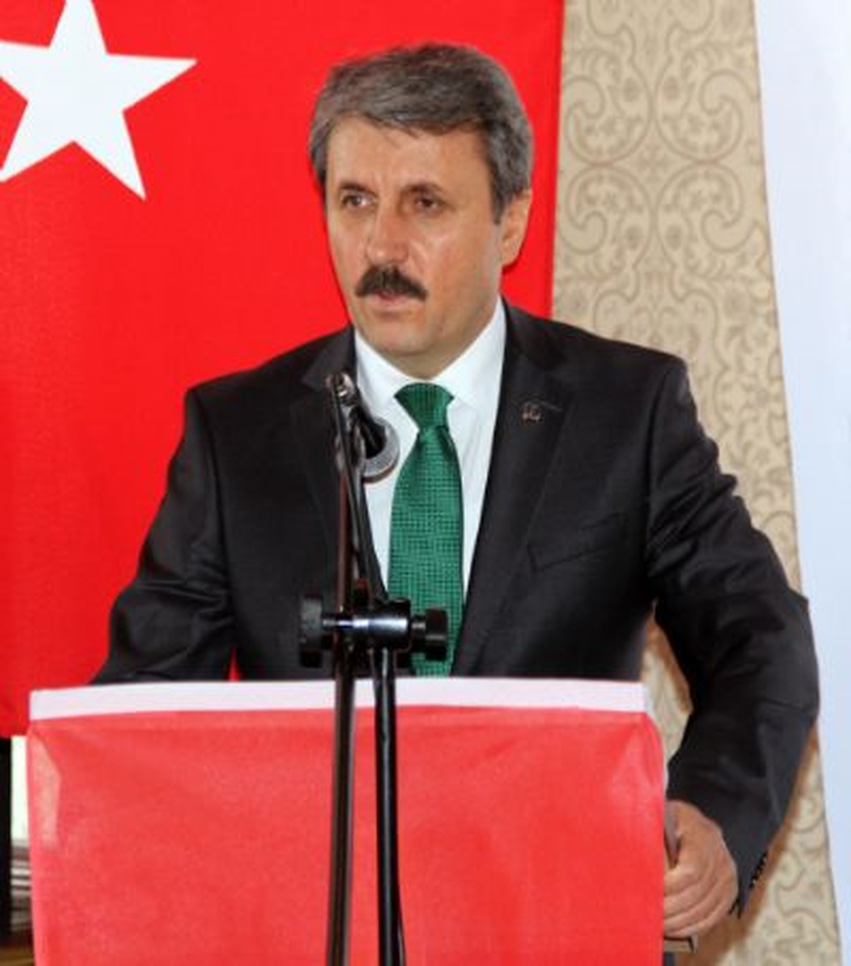 BBP Genel Başkanı Destici, Muhtarları Kabul Etti