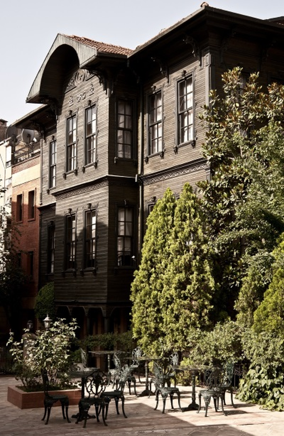 Biga\'nın Tarihi Konağında Dinlendirici Bir Mola
