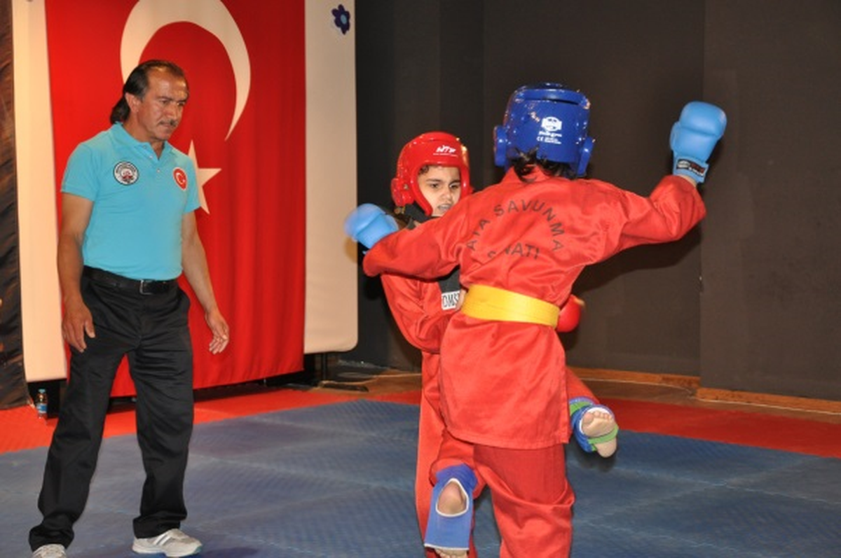 Cem Kara\'dan Şampiyonaya Tam Destek