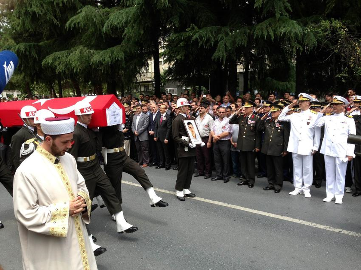 Gaziosmanpaşalılar Şehidini Uğurladı