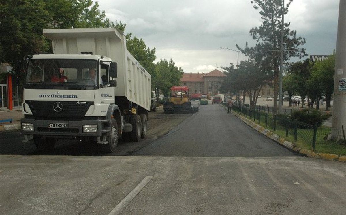 İstasyon Meydanı Bahçeli ve Erdoğan'ı Bekliyor