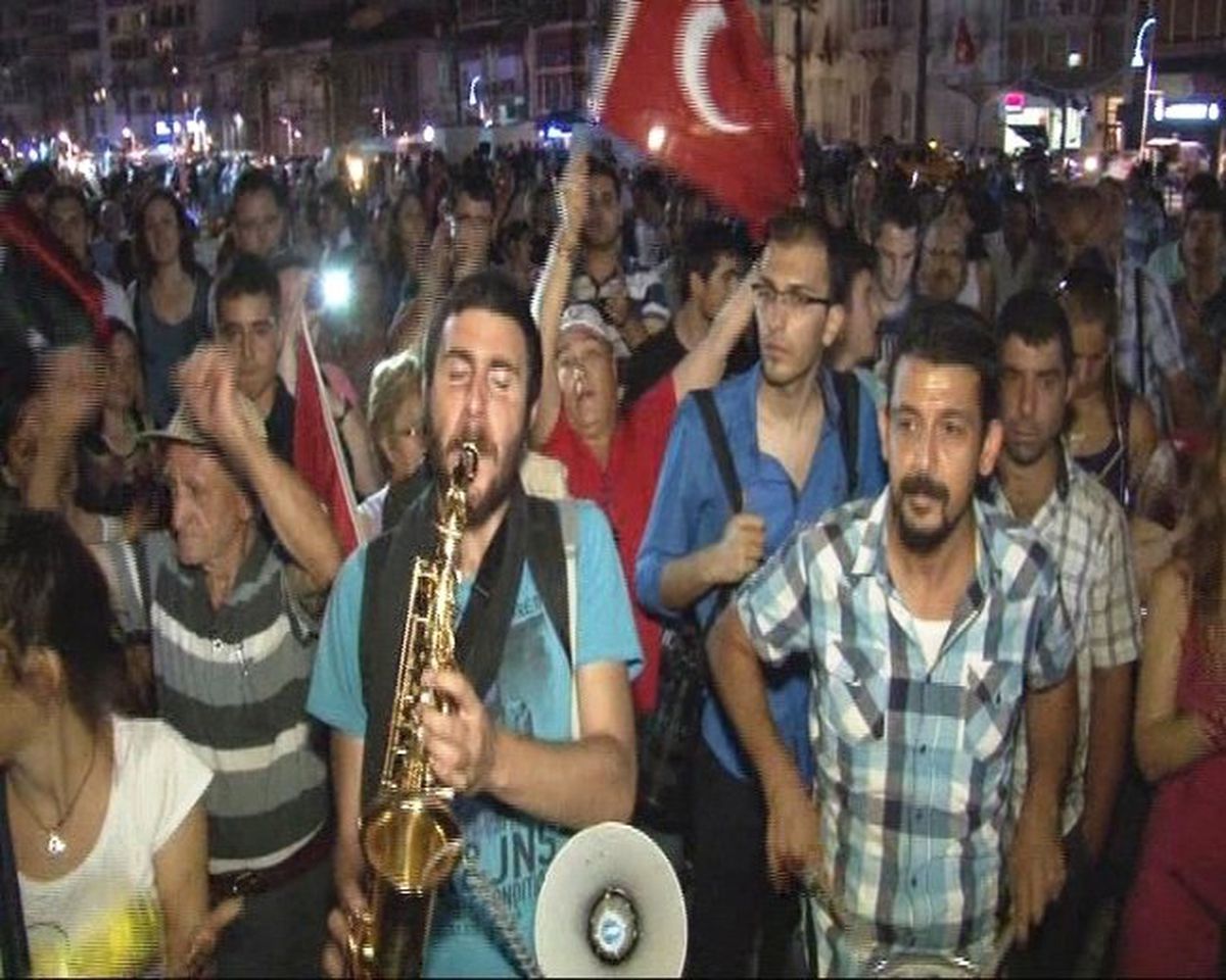 İzmir\'de Eylemlerin Adresi Gündoğdu