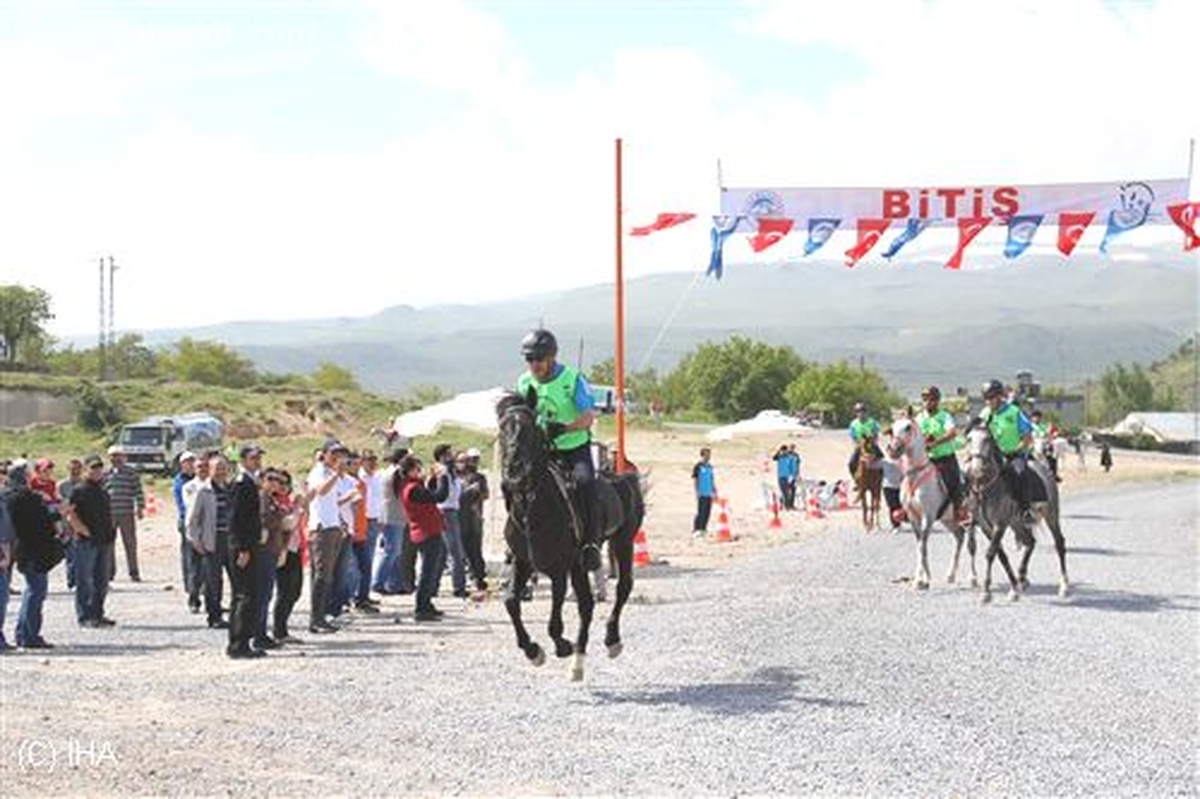 Kapadokya\'da Atlı Dayanıklılık Yaz Kupası