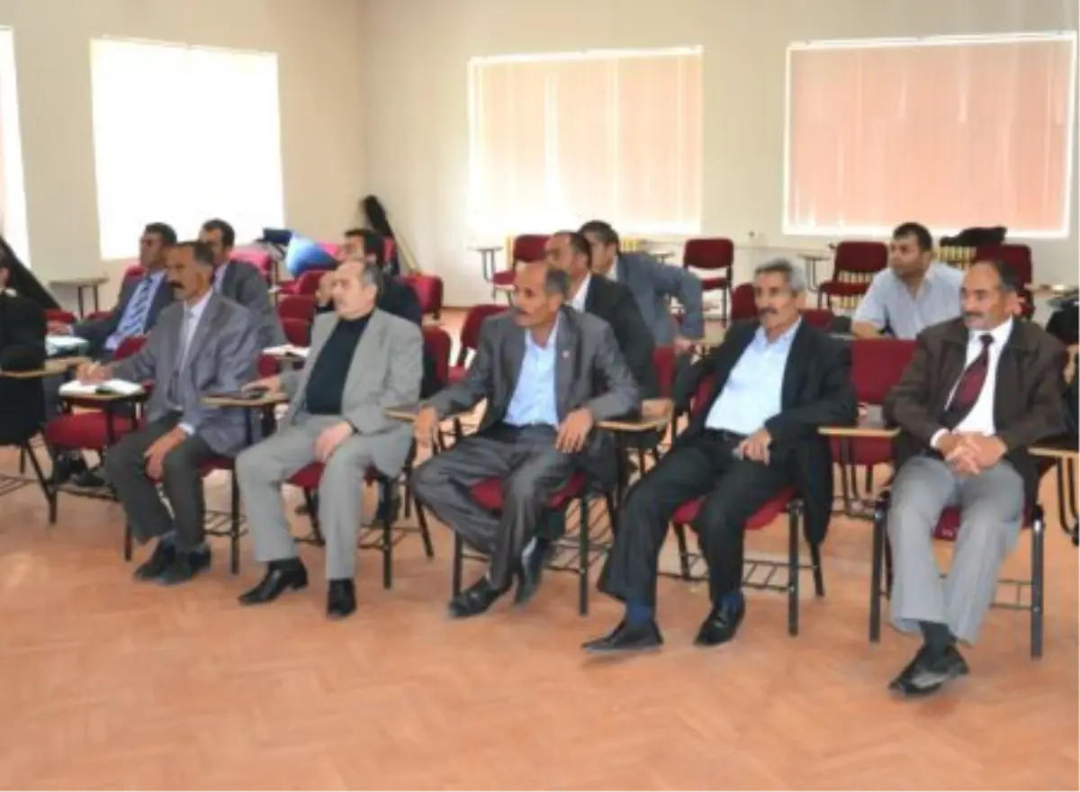 Kars\'ta "Aşıklık" Kursu