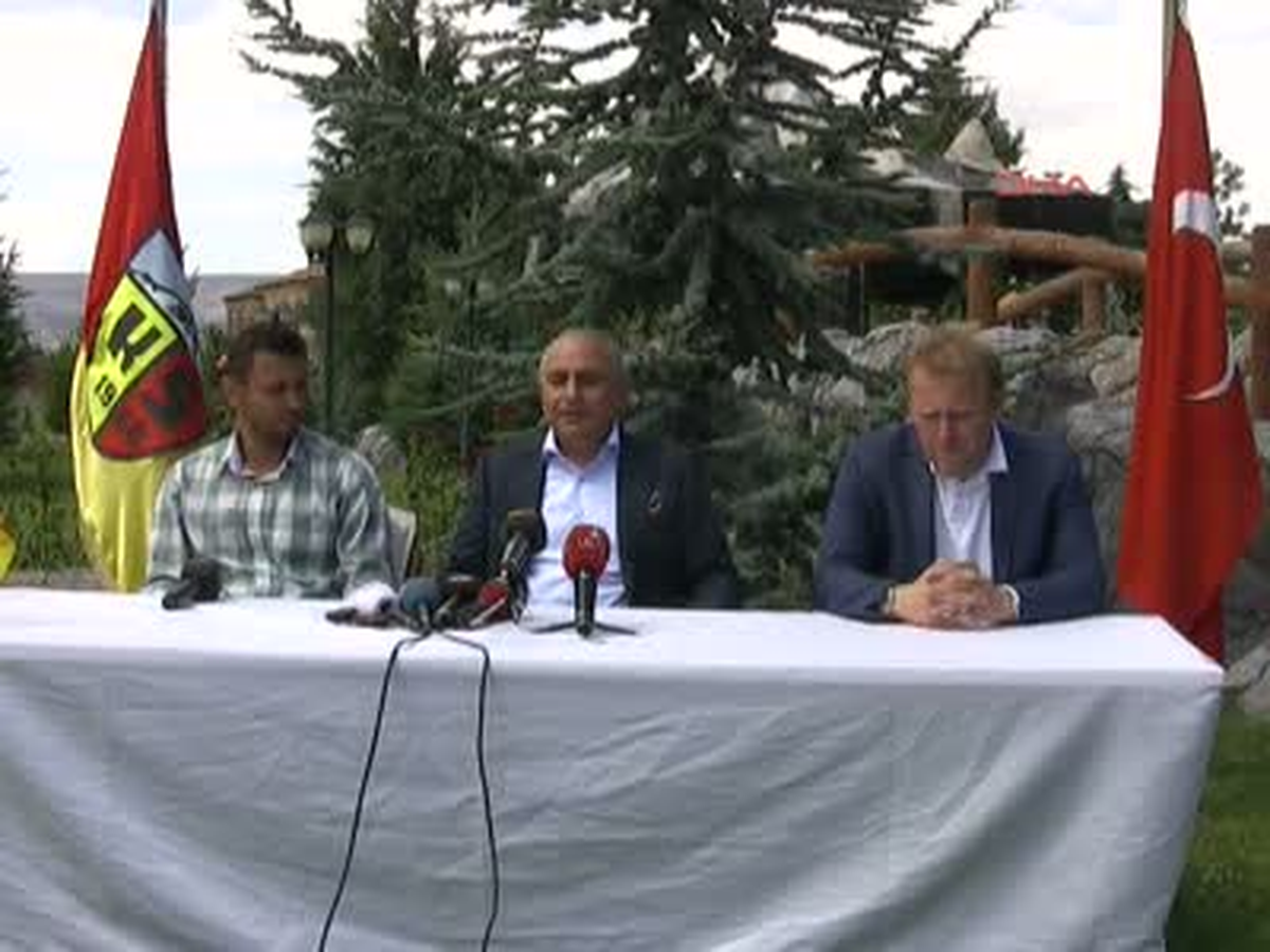 Kayserispor, Prosinecki ile Sözleşme Yeniledi